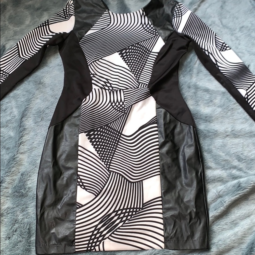 CATO SIZE 10 FLATTERING BLACK ILLUSION DRESS